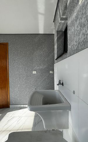 Apartamento à venda com 88m², 2 quartos e 1 vaga Apartamento à venda com 88m², 2 quartos e 1 vagaCobertura - Area de Serviço