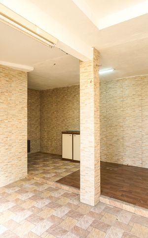 Casa para alugar com 135m², 2 quartos e 2 vagasQuintal