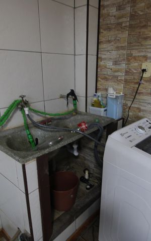 Casa de condomínio à venda com 340m², 5 quartos e 2 vagasÁrea de serviço