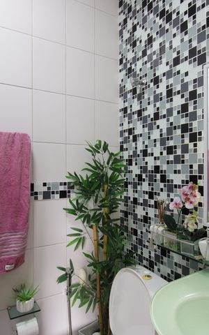 Casa de condomínio à venda com 340m², 5 quartos e 2 vagasBanheiro social