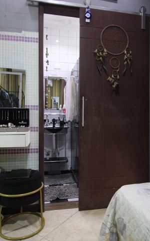 Casa de condomínio à venda com 340m², 5 quartos e 2 vagasSuíte 3 faz parte da suíte 2