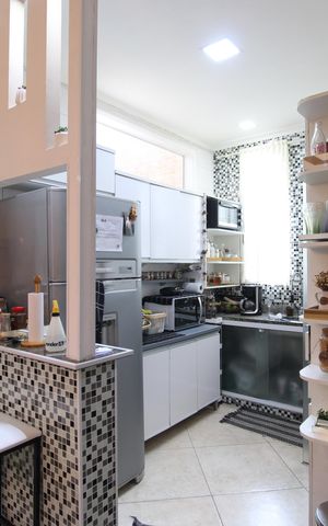 Casa de condomínio à venda com 340m², 5 quartos e 2 vagasCozinha