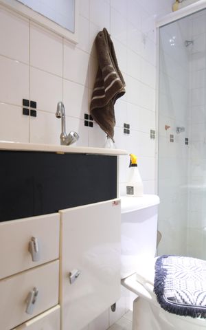 Casa de condomínio à venda com 340m², 5 quartos e 2 vagasEscritório - Banheiro