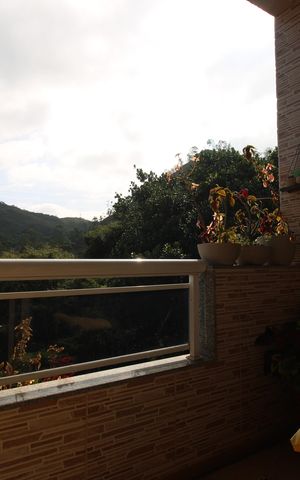 Casa de condomínio à venda com 340m², 5 quartos e 2 vagasSala - Varanda