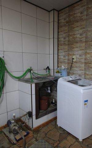 Casa de condomínio à venda com 340m², 5 quartos e 2 vagasÁrea de serviço