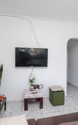 Casa à venda com 1504m², 4 quartos e 2 vagasCasa 1 - Sala