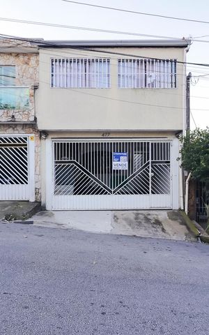 Casa à venda com 1504m², 4 quartos e 2 vagasFachada