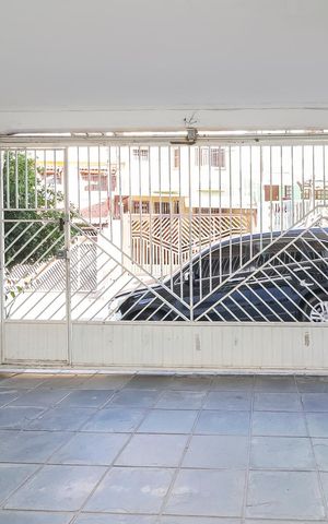 Casa à venda com 1504m², 4 quartos e 2 vagasGaragem