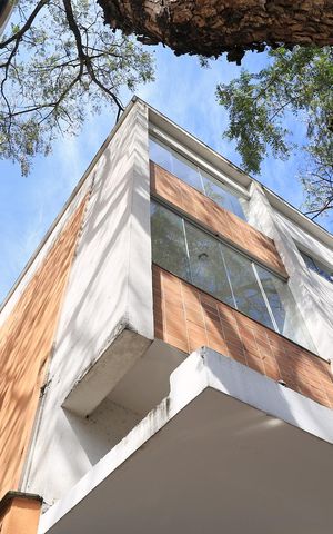 Apartamento à venda com 115m², 3 quartos e sem vaga Apartamento à venda com 115m², 3 quartos e sem vagaFachada
