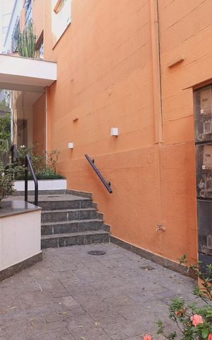 Apartamento à venda com 115m², 3 quartos e sem vaga Apartamento à venda com 115m², 3 quartos e sem vagaEntrada