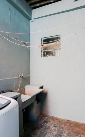 Casa para alugar com 50m², 1 quarto e sem vagaÁrea de Serviço