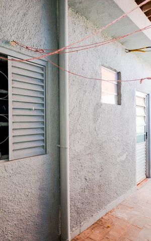 Casa para alugar com 50m², 1 quarto e sem vagaÁrea de Serviço