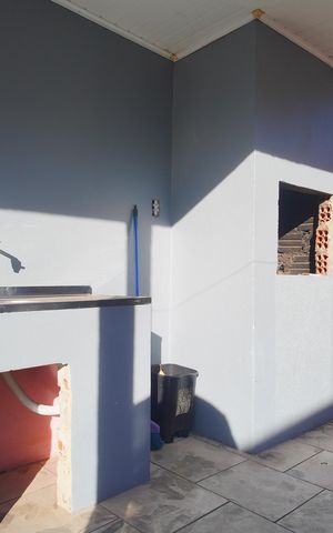 Casa à venda com 79m², 2 quartos e 4 vagasChurrasqueira