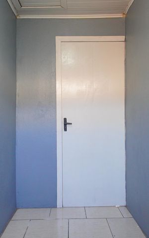 Casa à venda com 79m², 2 quartos e 4 vagasDespensa