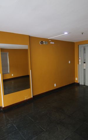 Apartamento à venda com 56m², 2 quartos e 1 vagaÁrea comum - Hall de entrada