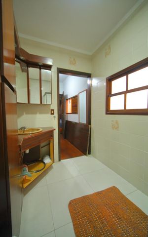 Casa à venda com 182m², 2 quartos e 1 vagaBanheiro da Suíte 