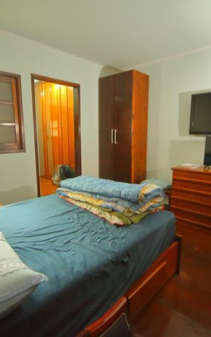 Casa à venda com 182m², 2 quartos e 1 vagaSuíte 