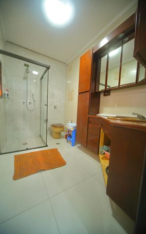 Casa à venda com 182m², 2 quartos e 1 vagaBanheiro da Suíte 