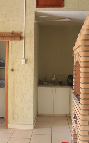 Casa à venda com 179m², 3 quartos e 3 vagasEspaço Gourmet