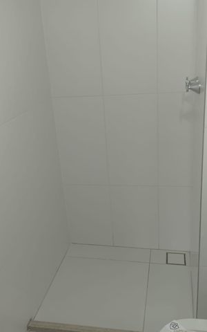 Apartamento à venda com 28m², 1 quarto e sem vaga Apartamento à venda com 28m², 1 quarto e sem vagaBanheiro