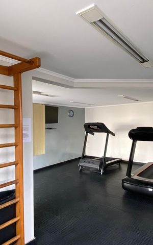 Apartamento à venda com 101m², 3 quartos e 2 vagas Apartamento à venda com 101m², 3 quartos e 2 vagasÁrea comum - Academia