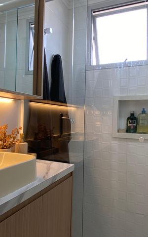 Apartamento à venda com 101m², 3 quartos e 2 vagas Apartamento à venda com 101m², 3 quartos e 2 vagasBanheiro da Suíte