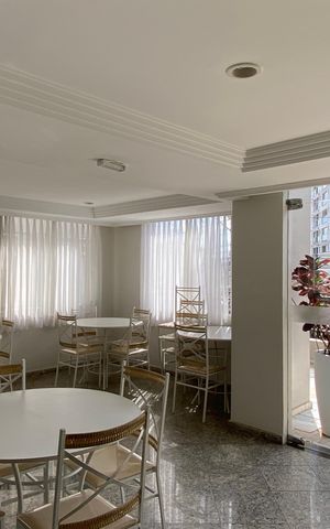 Apartamento à venda com 101m², 3 quartos e 2 vagas Apartamento à venda com 101m², 3 quartos e 2 vagasÁrea comum - Salão de festas