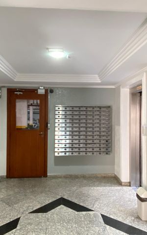 Apartamento à venda com 101m², 3 quartos e 2 vagas Apartamento à venda com 101m², 3 quartos e 2 vagasHall de entrada