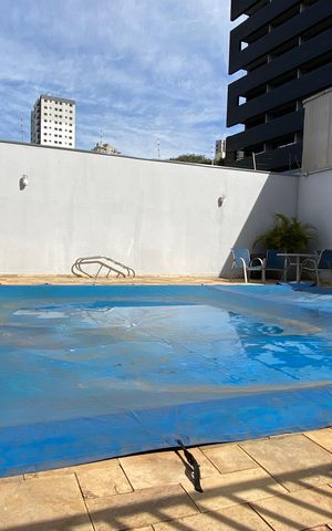 Apartamento à venda com 101m², 3 quartos e 2 vagas Apartamento à venda com 101m², 3 quartos e 2 vagasÁrea comum - Piscina