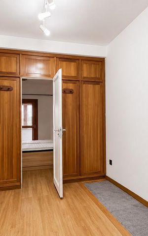 Casa para alugar com 486m², 4 quartos e 5 vagas Casa para alugar com 486m², 4 quartos e 5 vagasSuíte