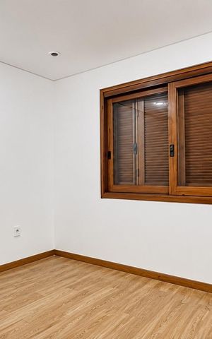 Casa para alugar com 486m², 4 quartos e 5 vagas Casa para alugar com 486m², 4 quartos e 5 vagasQuarto