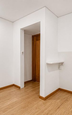 Casa para alugar com 486m², 4 quartos e 5 vagas Casa para alugar com 486m², 4 quartos e 5 vagasQuarto 4