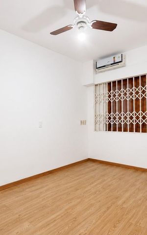 Casa para alugar com 486m², 4 quartos e 5 vagas Casa para alugar com 486m², 4 quartos e 5 vagasQuarto 4
