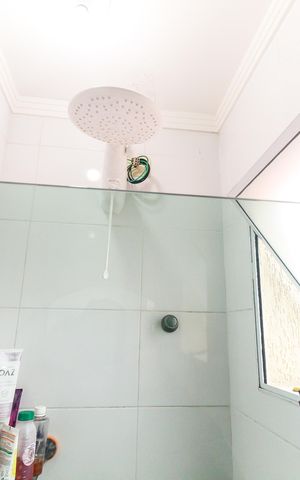 Casa de condomínio à venda com 68m², 2 quartos e 1 vaga Casa de condomínio à venda com 68m², 2 quartos e 1 vagaBanheiro da Suíte