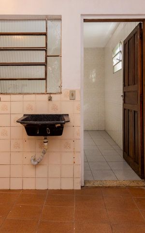 Casa para alugar com 80m², 2 quartos e sem vagaÁrea de Serviço