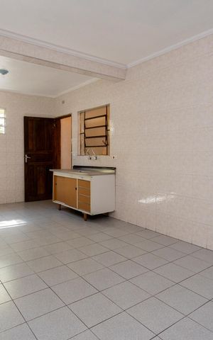Casa para alugar com 80m², 2 quartos e sem vagaCozinha