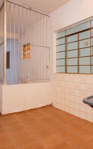 Casa para alugar com 80m², 2 quartos e sem vagaÁrea de Serviço
