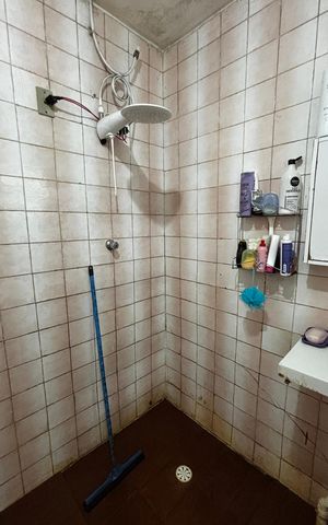 Casa à venda com 100m², 3 quartos e 1 vaga Casa à venda com 100m², 3 quartos e 1 vagaBanheiro