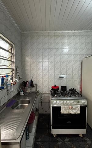 Casa à venda com 100m², 3 quartos e 1 vaga Casa à venda com 100m², 3 quartos e 1 vagaCozinha