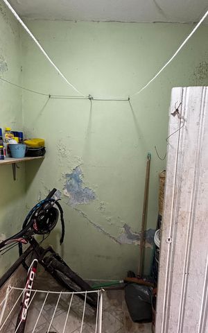 Casa à venda com 100m², 3 quartos e 1 vaga Casa à venda com 100m², 3 quartos e 1 vagaQuintal - Quarto de Apoio