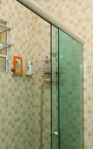 Casa de condomínio à venda com 62m², 2 quartos e 1 vagaBanheiro social