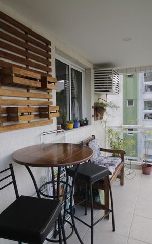 Apartamento à venda com 67m², 2 quartos e 1 vagaVaranda