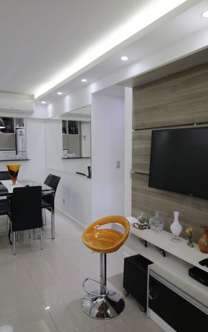 Apartamento à venda com 67m², 2 quartos e 1 vagaSala