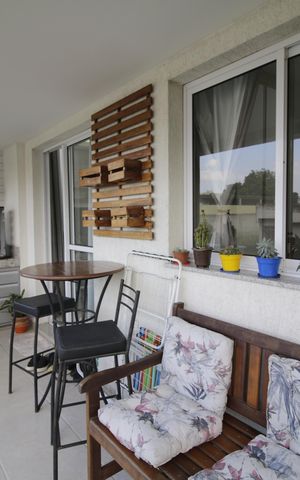 Apartamento à venda com 67m², 2 quartos e 1 vagaVaranda