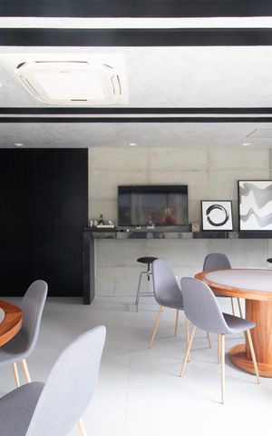Apartamento à venda com 50m², 2 quartos e 1 vaga Apartamento à venda com 50m², 2 quartos e 1 vagaÁrea comum - Salão de festas