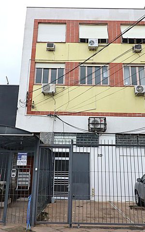Apartamento à venda com 107m², 3 quartos e sem vagaFachada do Prédio