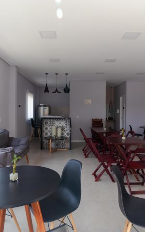 Apartamento para alugar com 49m², 2 quartos e 1 vaga Apartamento para alugar com 49m², 2 quartos e 1 vagaÁrea comum - Salão de festas