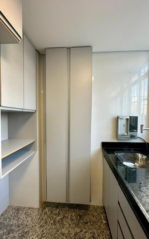Apartamento à venda com 60m², 2 quartos e 2 vagasÁrea de serviço 