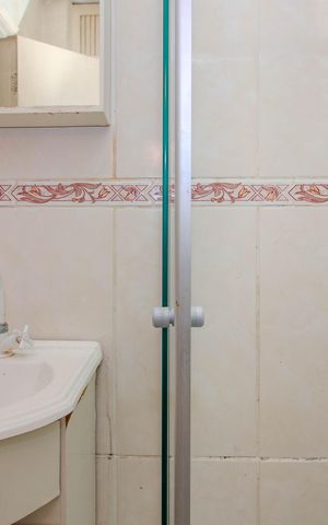 Apartamento à venda com 70m², 2 quartos e sem vaga Apartamento à venda com 70m², 2 quartos e sem vagaBanheiro da Suíte