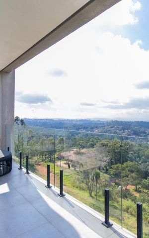 Casa de condomínio para alugar com 252m², 4 quartos e 4 vagas Casa de condomínio para alugar com 252m², 4 quartos e 4 vagasVaranda do Quarto 3 - Suíte Master